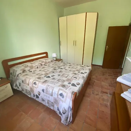 Casale Colle Dei Pini - *
